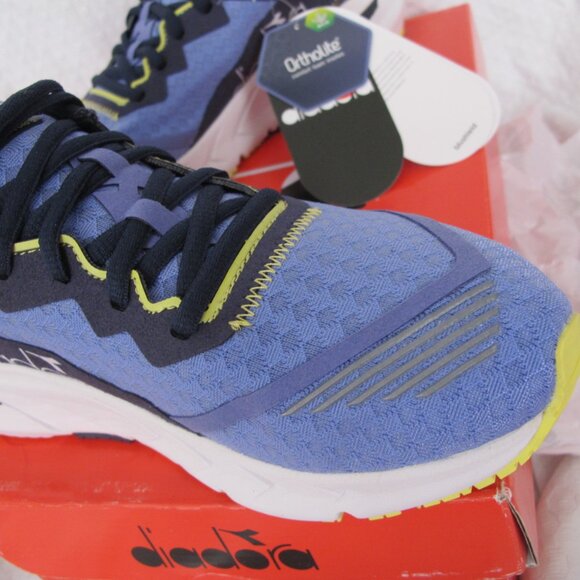 NIB - Diadora Mythos Blushield Volo 2 - Picture 9 of 10